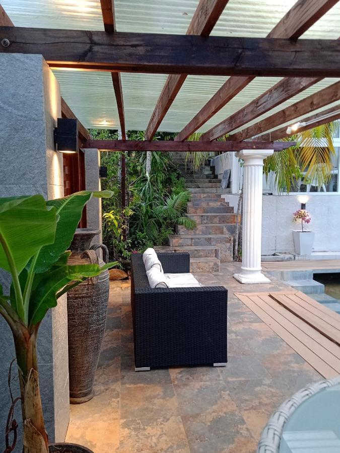 Bois Joli Villa